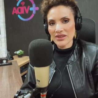 ELÍ  FREITAS